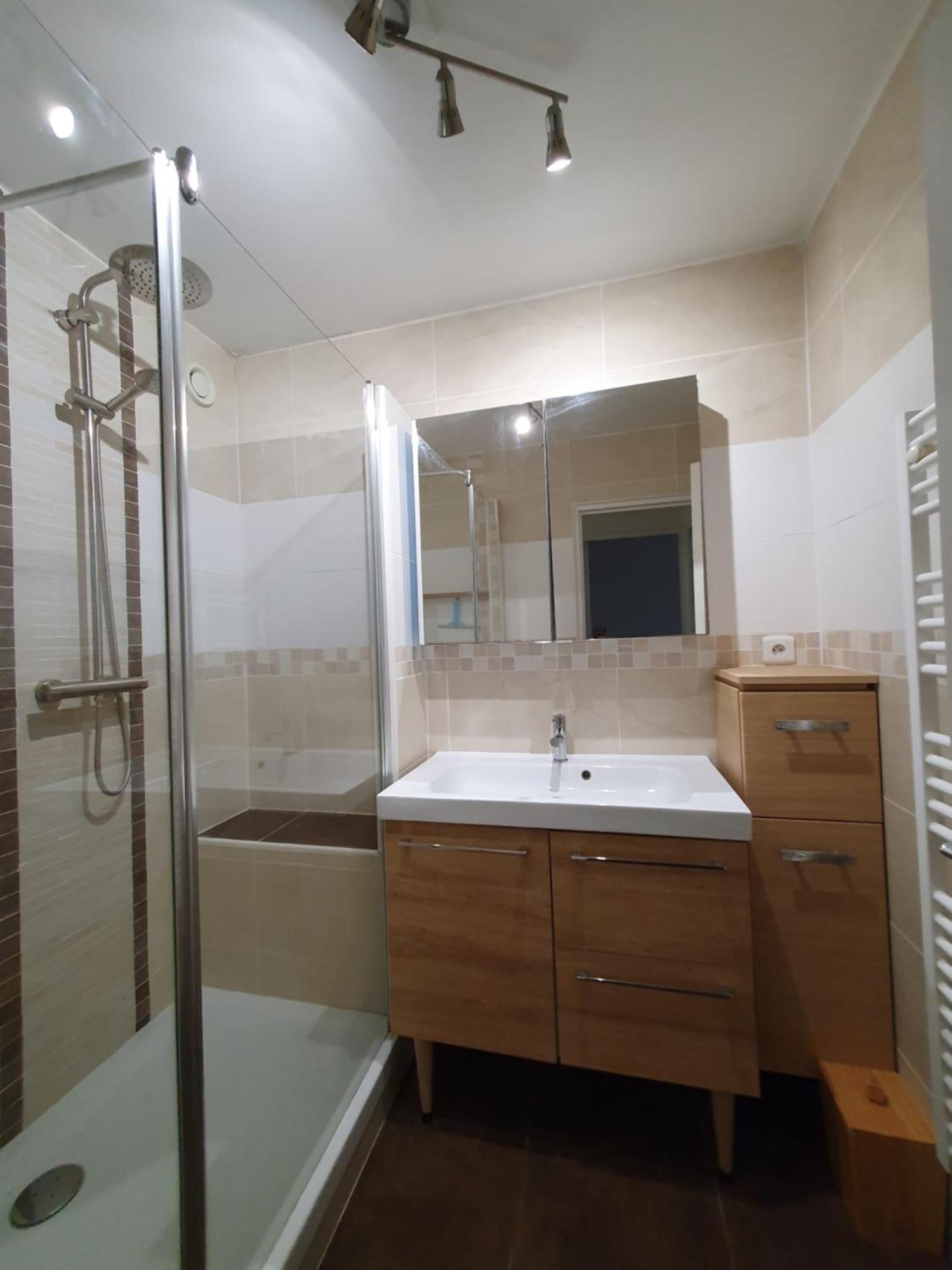 F3 Avec Balcon 5 Min Gare Sqy Et Parking Gratuit Apartment Guyancourt Exterior foto